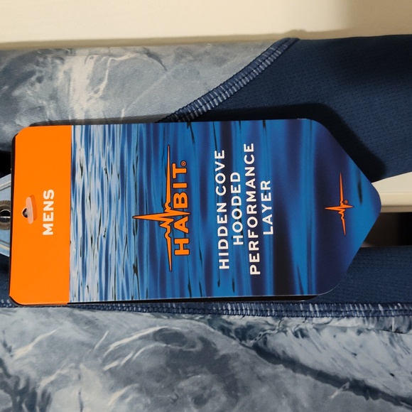 Habit Mossy Oak Fishing Pattern Hoodie, Long Sleeve, Size Small - Picture 2 of 9